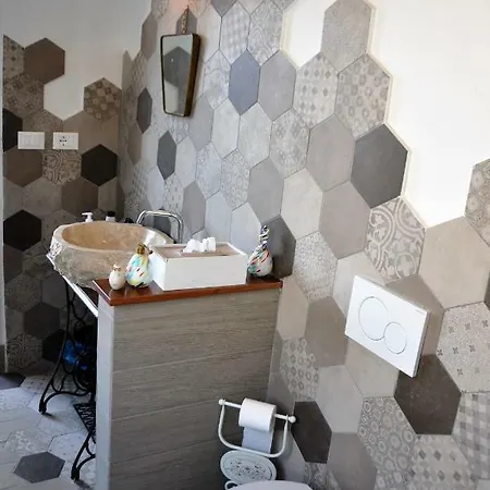 Nonna Rina Bed & Breakfast Savona