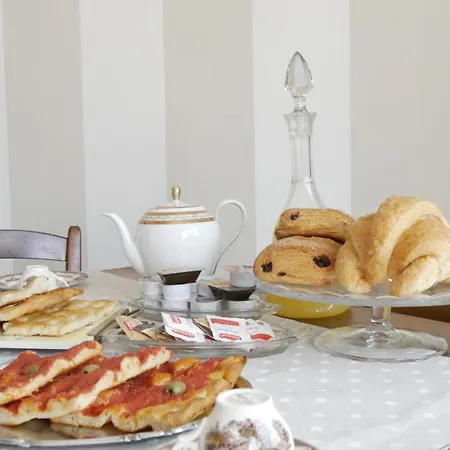 Nonna Rina Oda ve Kahvaltı